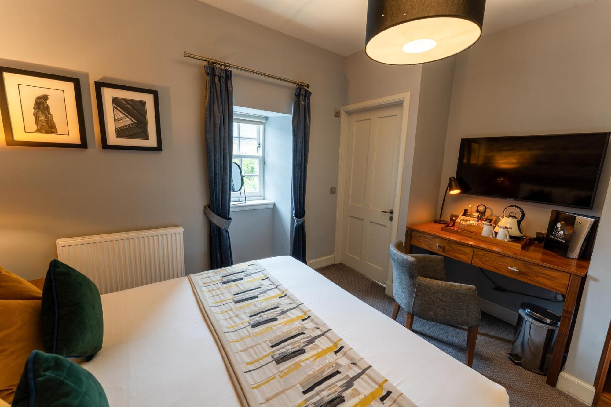 Blackfriars Hotel Inverness Ngoại thất bức ảnh